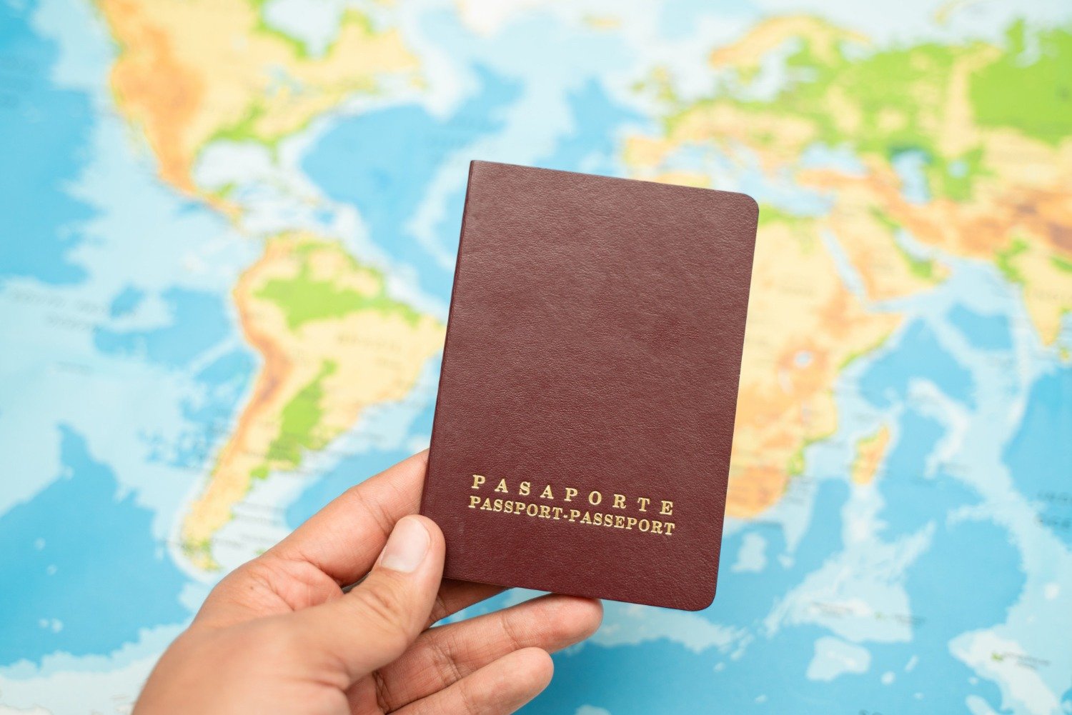 Pasaporte con mapa